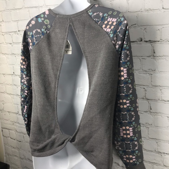 NWT Sanctuary Grey Knit Boho Twist Keyhole Back - Picture 6 of 7